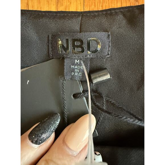 NBD Dress Womens Medium Black Cutout Waist Beaded Trim Sleeveless Lined Skater - Picture 4 of 8